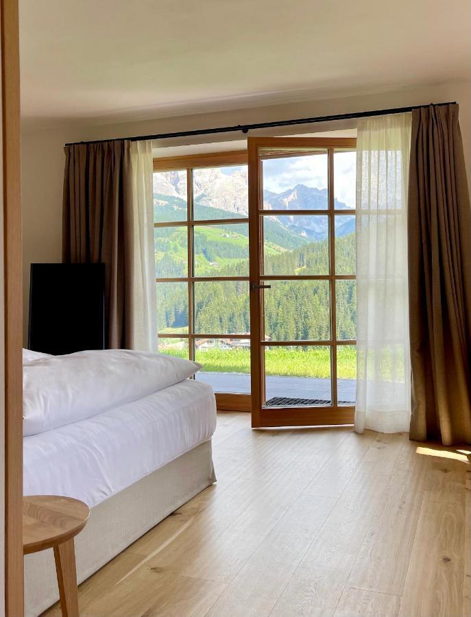 Surrounded By Green - Luxury Chalet At The Foot Of The Dolomites Διαμέρισμα La Villa  Εξωτερικό φωτογραφία