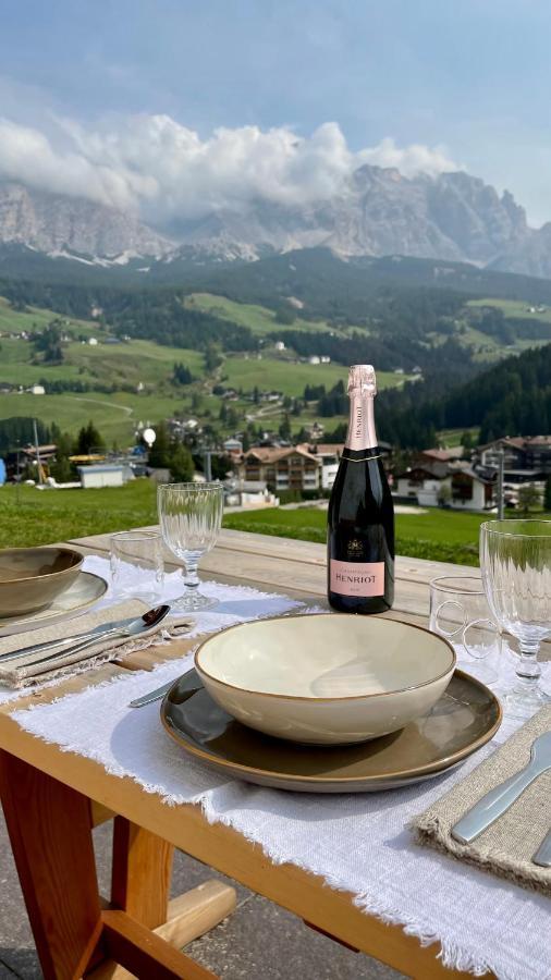 Surrounded By Green - Luxury Chalet At The Foot Of The Dolomites Διαμέρισμα La Villa  Εξωτερικό φωτογραφία