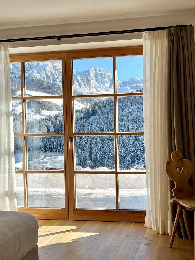 Surrounded By Green - Luxury Chalet At The Foot Of The Dolomites Διαμέρισμα La Villa  Εξωτερικό φωτογραφία